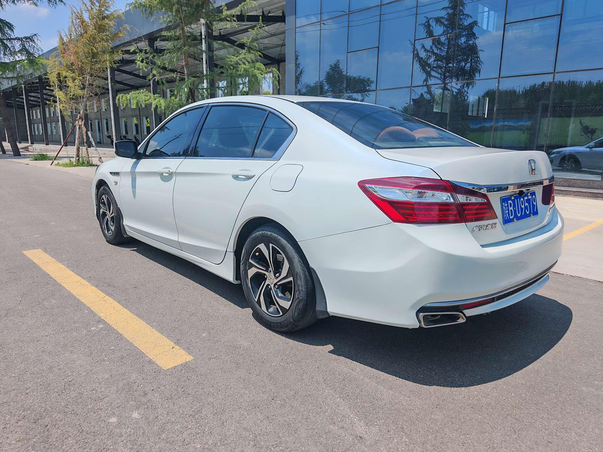 Honda Accord 2016 thumb 11