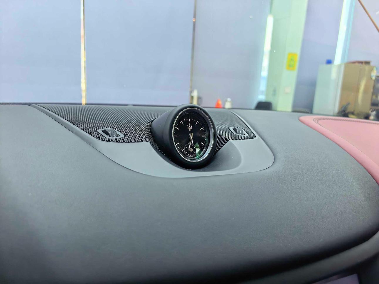 Maserati Levante 2019 thumb 6