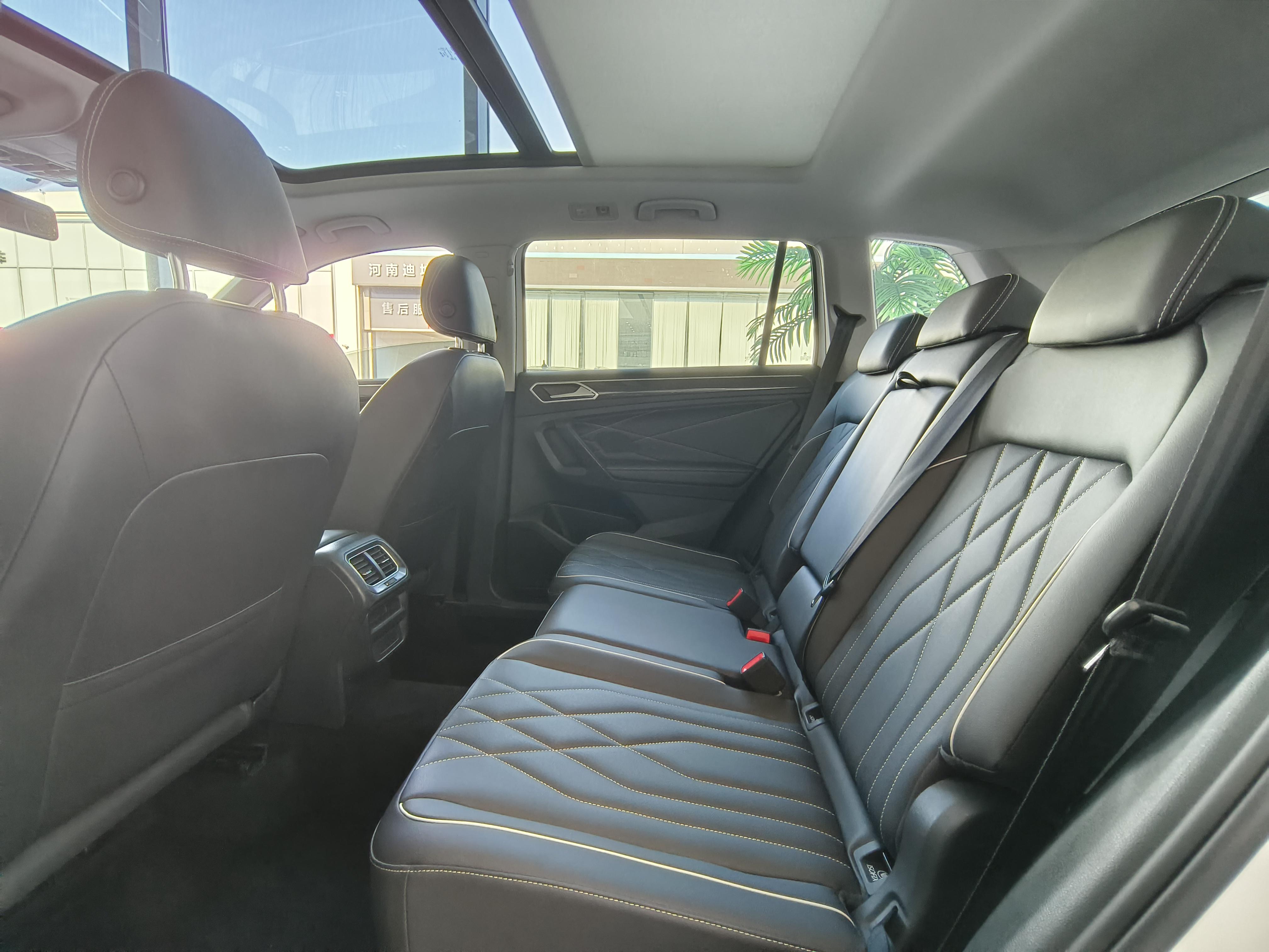 Volkswagen Tiguan 2024 thumb 9