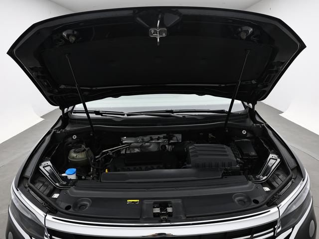 Volkswagen Viloran 2024 thumb 8