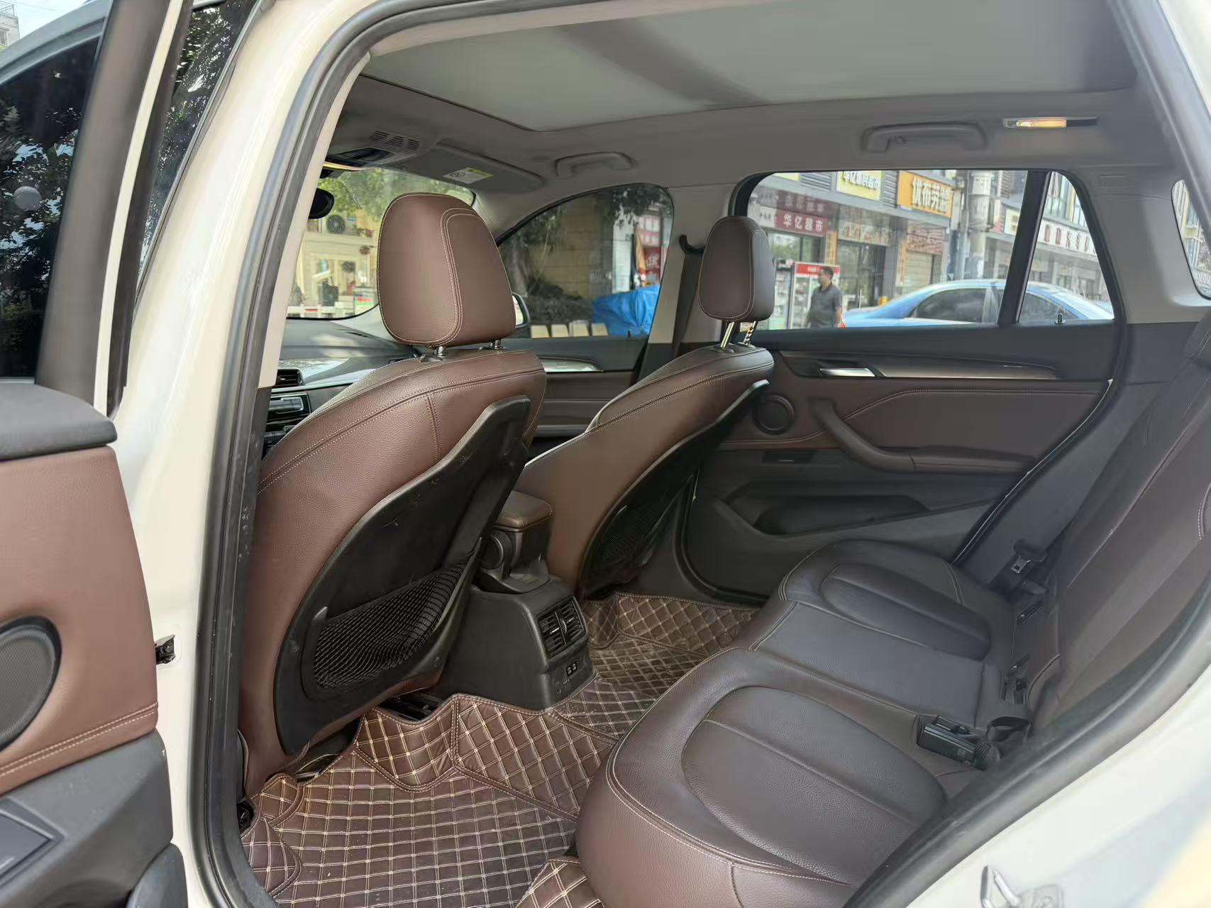 BMW X1 2019 thumb 8