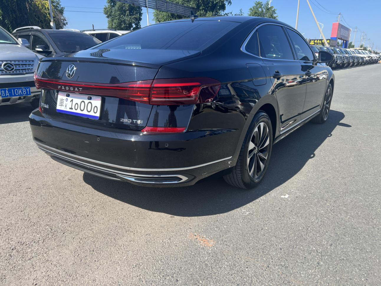 Volkswagen Passat (North America and China) 2024 thumb 4