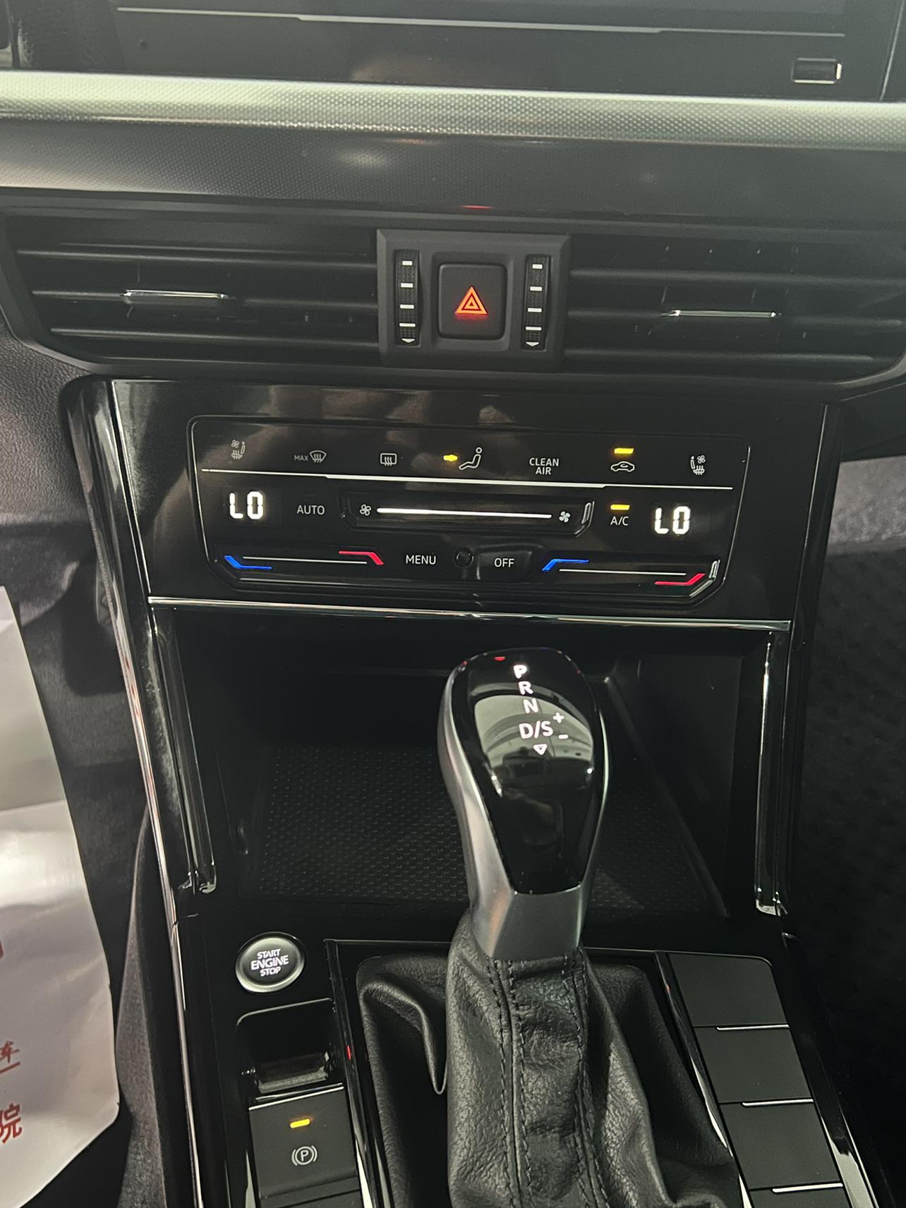 Volkswagen Passat (North America and China) 2024 thumb 6