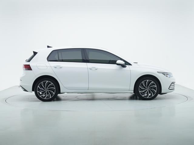 Volkswagen Golf Sportsvan 2023 thumb 6