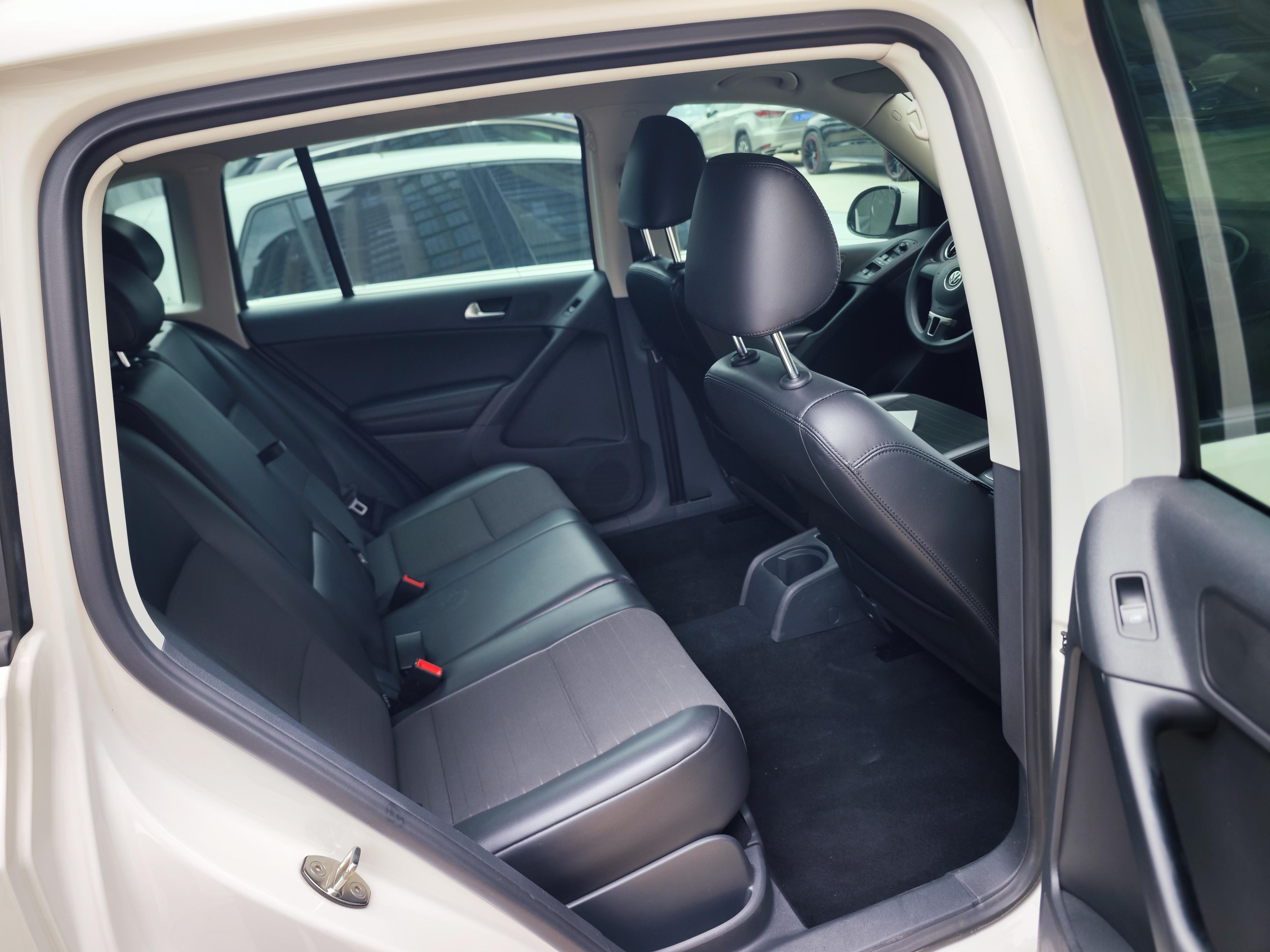 Volkswagen Tiguan 2015 thumb 8