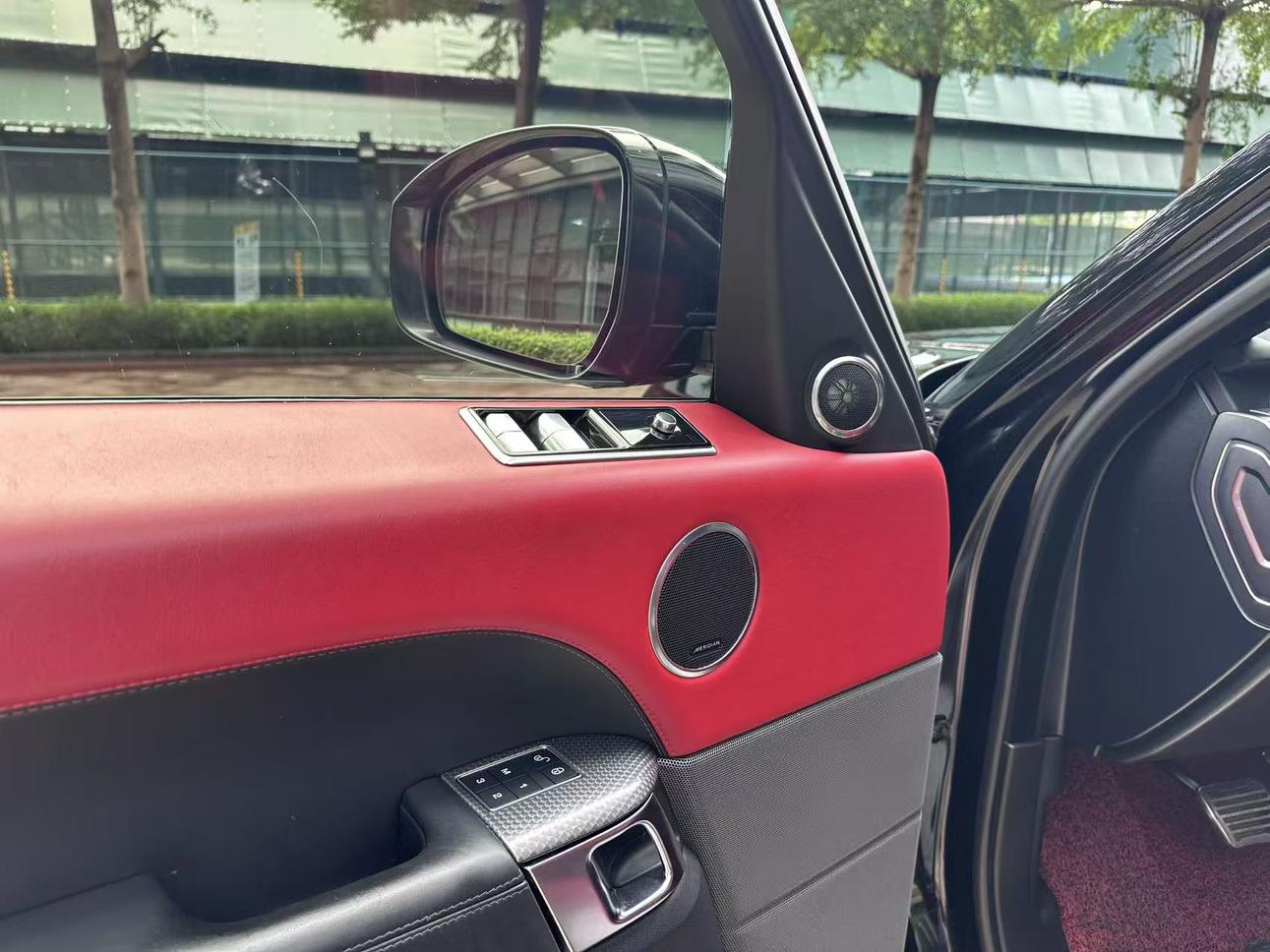Land Rover Range Rover Sport 2018 thumb 9