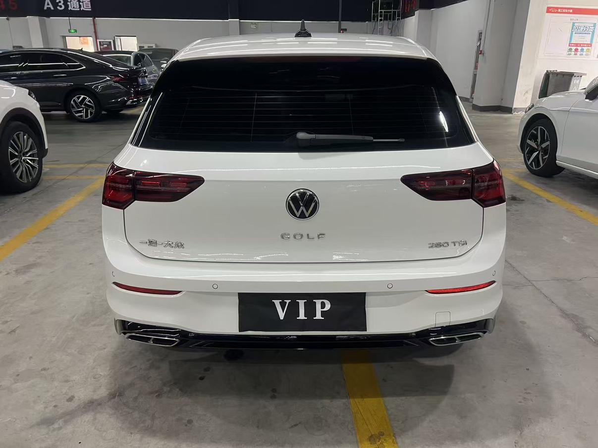 Volkswagen Golf Sportsvan 2023 thumb 3