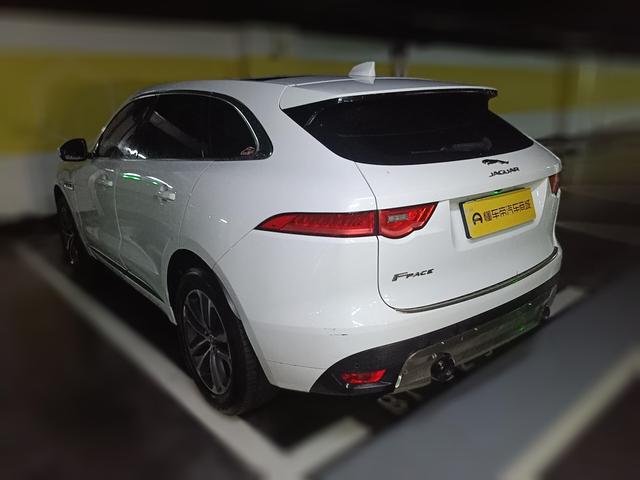 Jaguar F-Pace 2016 thumb 2