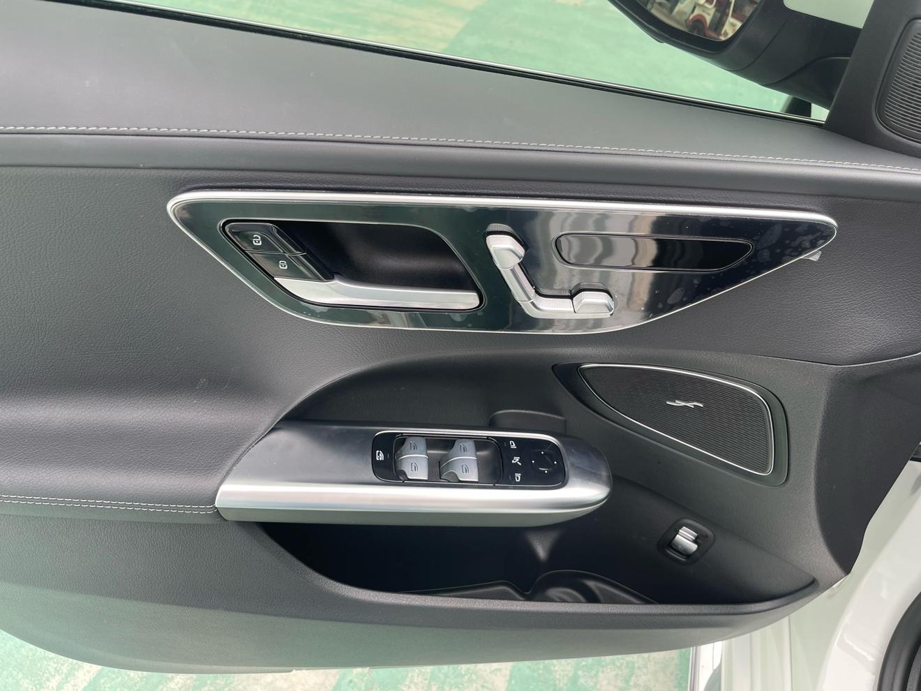 Mercedes-Benz C-Класс 2024 thumb 12