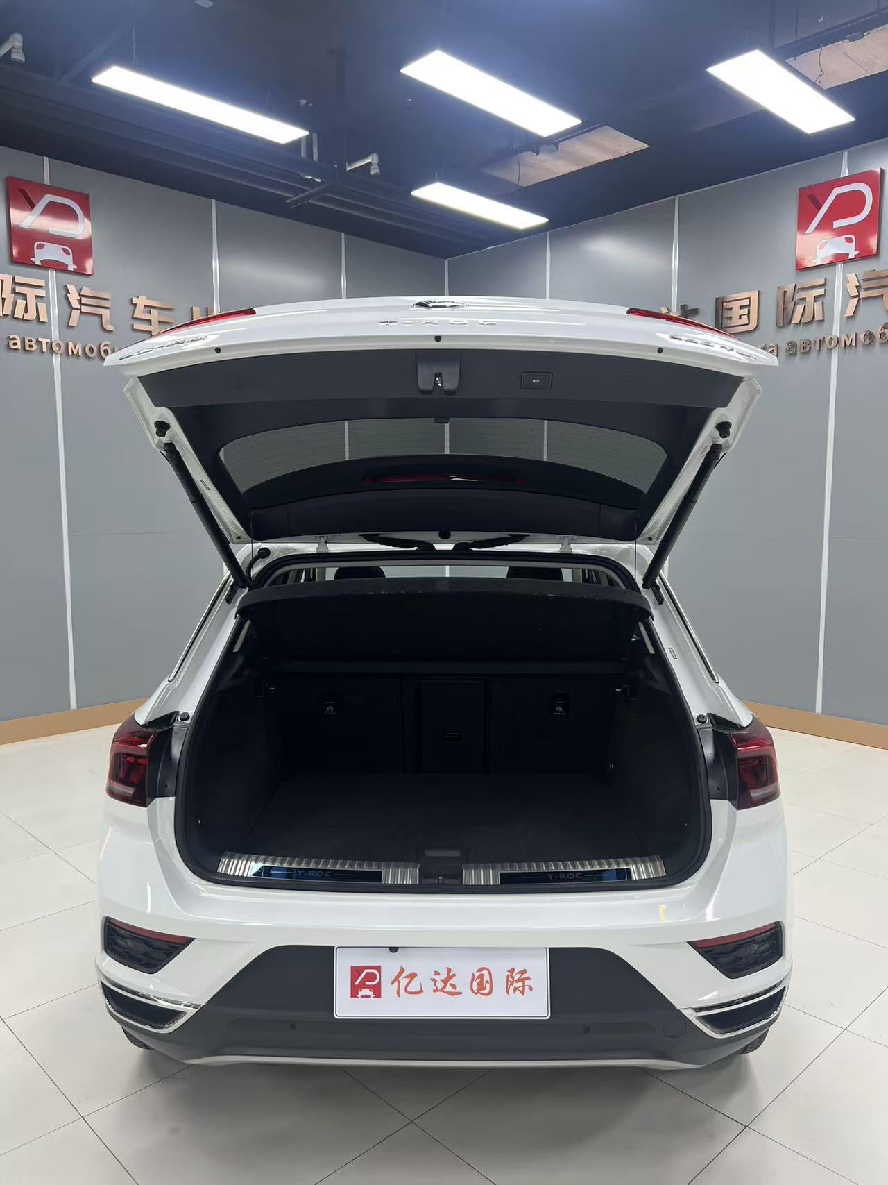 Volkswagen T-Roc 2022 thumb 5