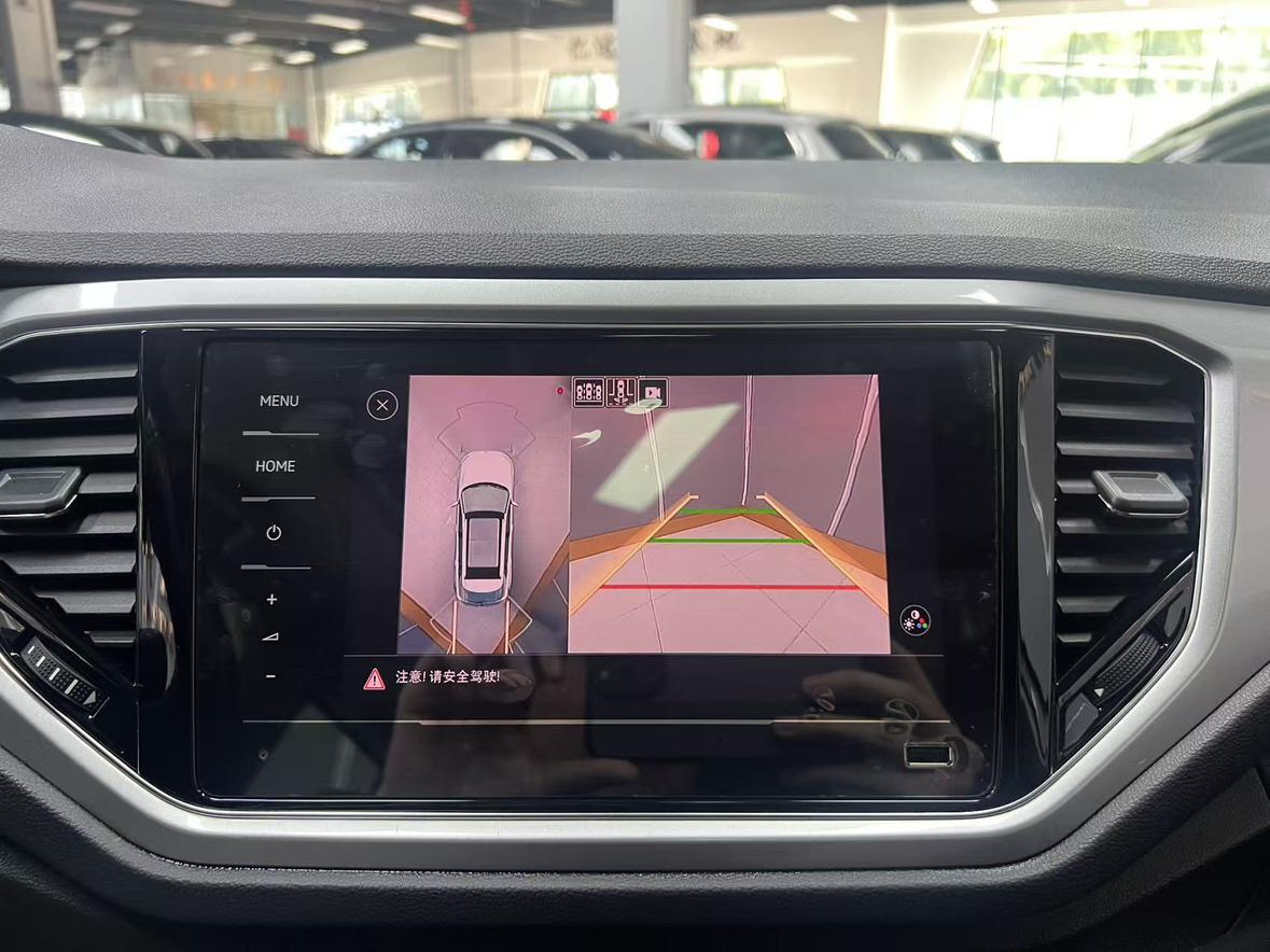 Volkswagen T-Roc 2022 thumb 8