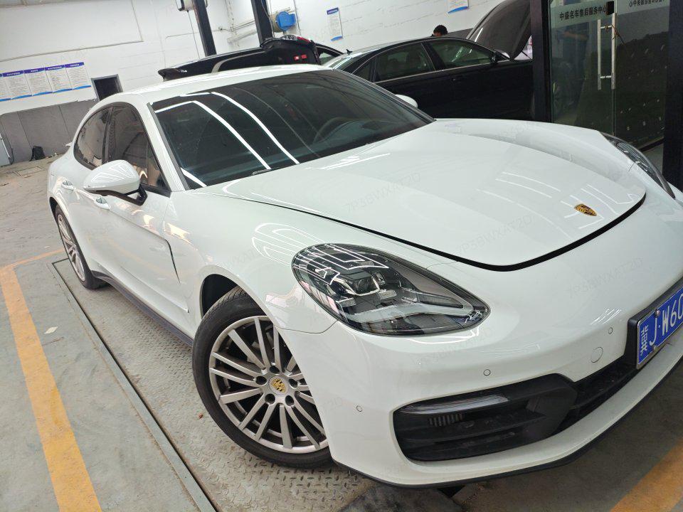 Porsche Panamera 2021 thumb 10