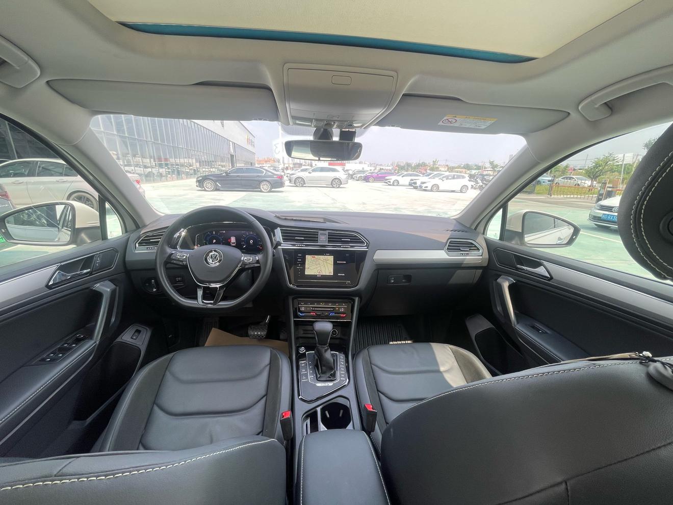 Volkswagen Tiguan 2021 thumb 7