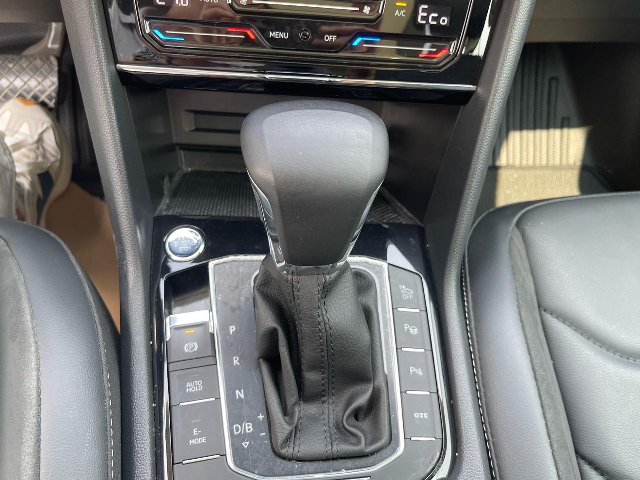 Volkswagen Tiguan 2021 thumb 10