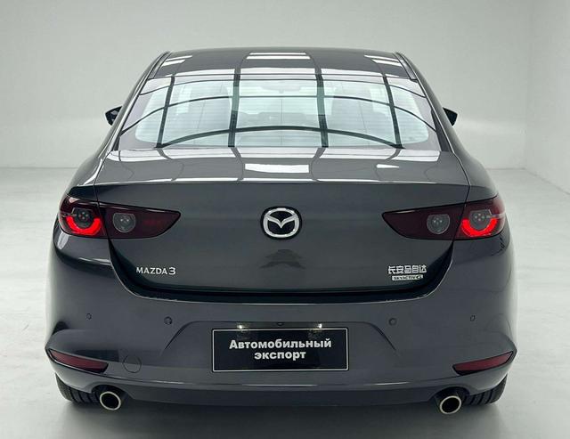 Mazda 3 2022 thumb 4