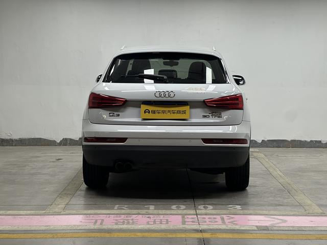 Audi Q3 2016 thumb 4