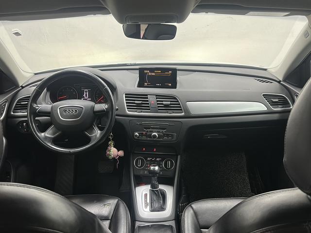 Audi Q3 2016 thumb 12