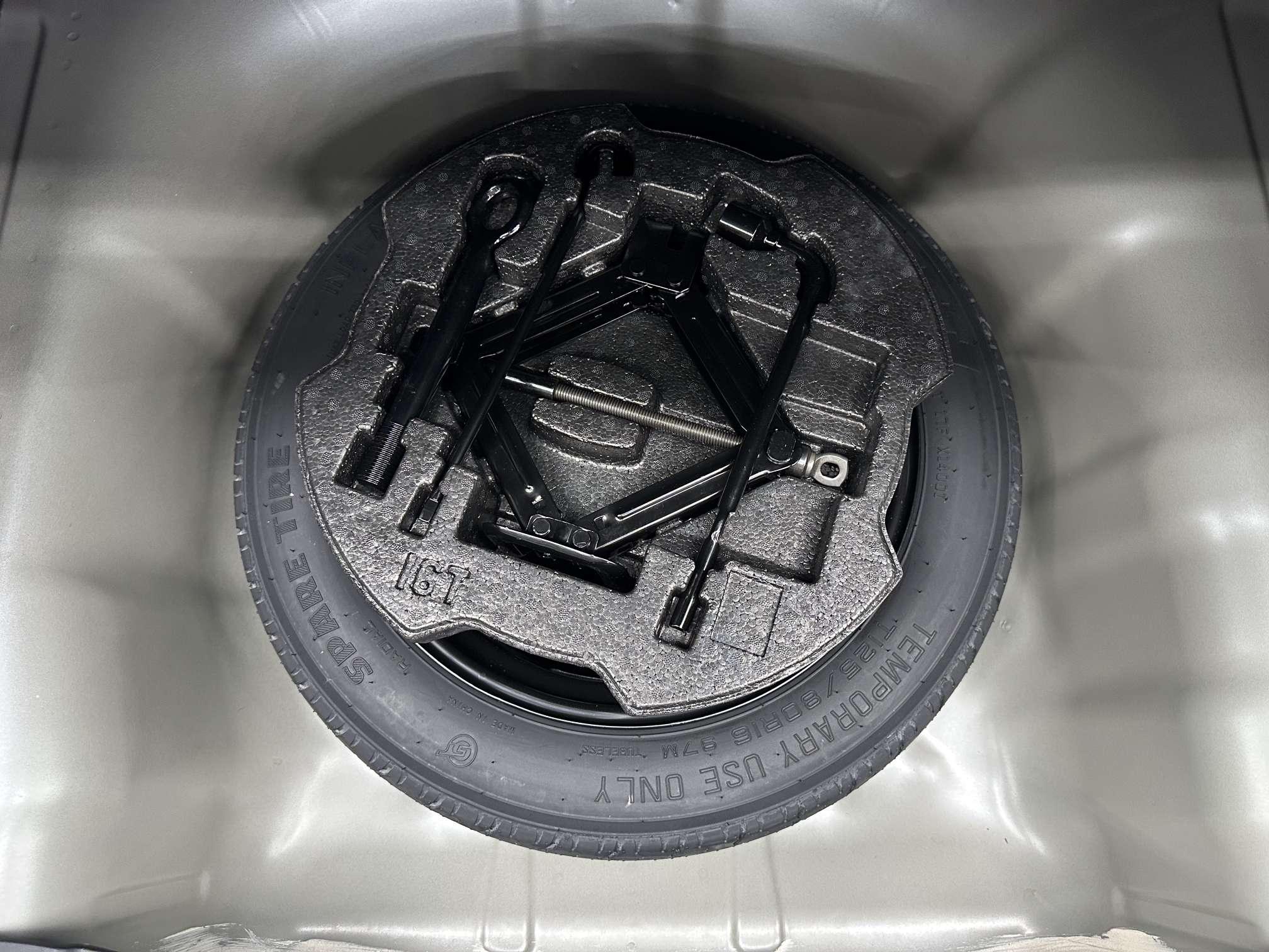 Hyundai Elantra 2023 thumb 5