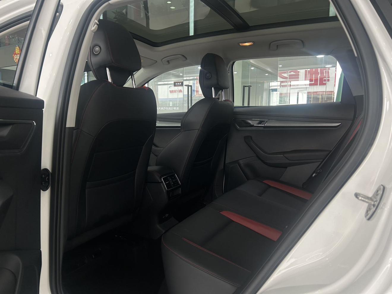Skoda Ke Luo Ke 2022 thumb 12