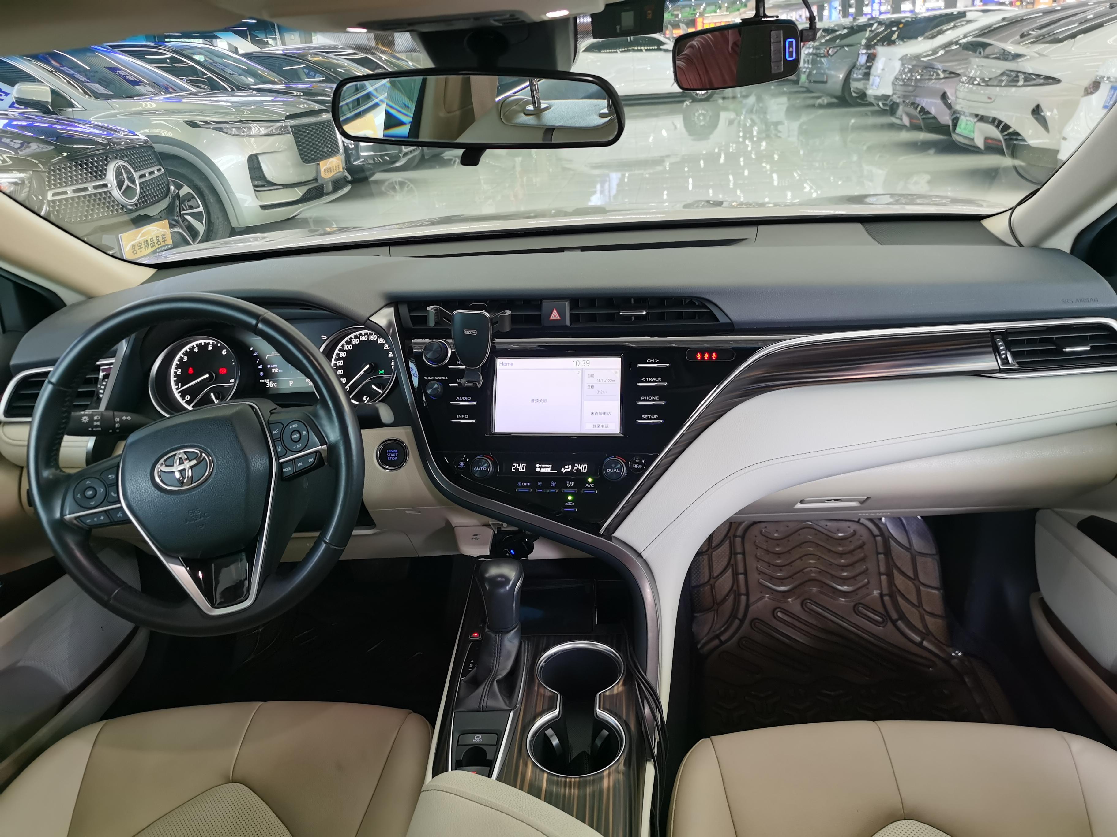 Mercedes-Benz GLC 2017 thumb 10