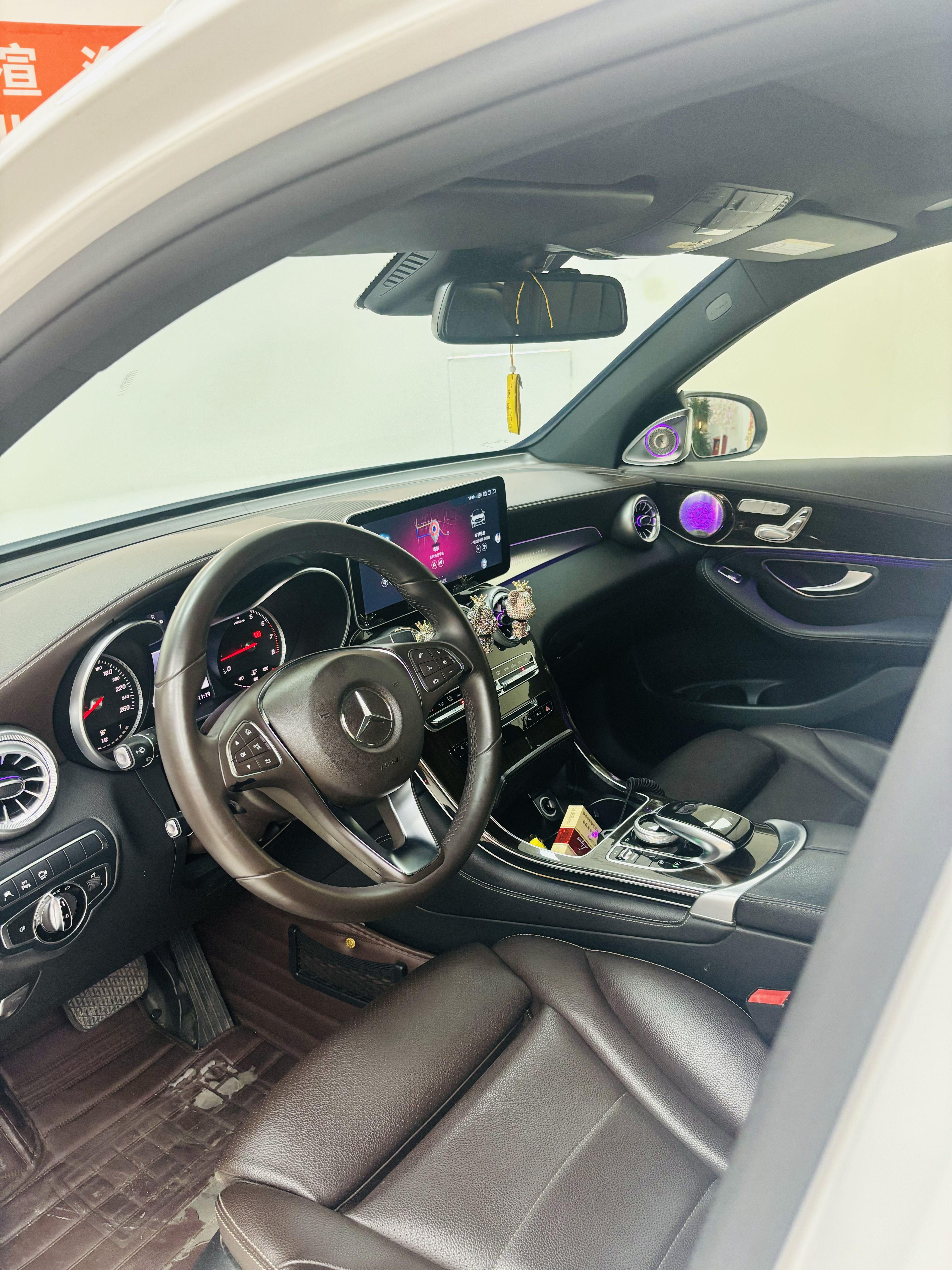 Mercedes-Benz GLC 2017 thumb 11