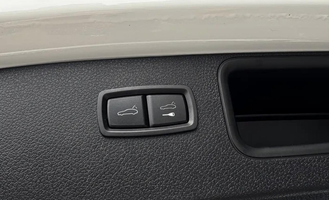 Porsche Macan 2021 thumb 6