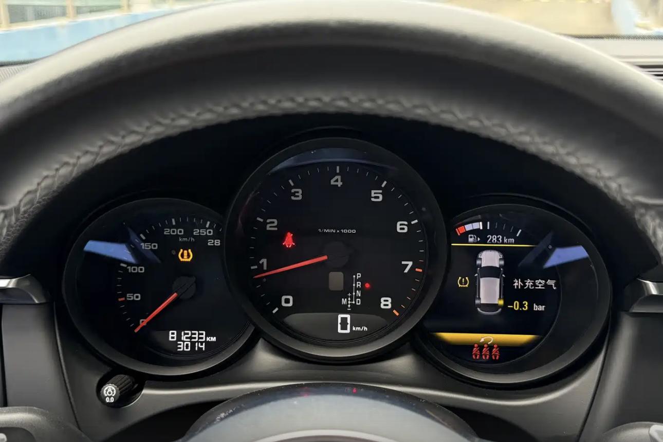 Porsche Macan 2021 thumb 8