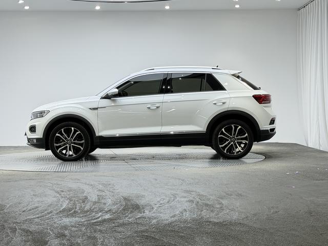 Volkswagen T-Roc 2022 thumb 2