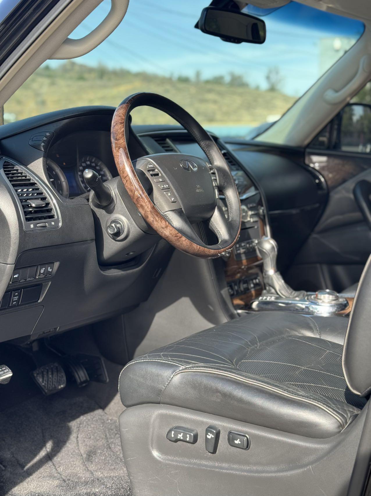 Infiniti QX80 2013 thumb 5