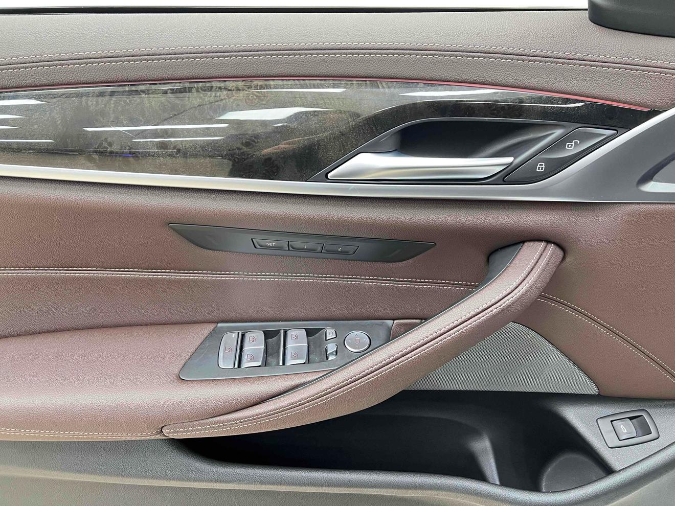 BMW 5 серии 2022 thumb 8