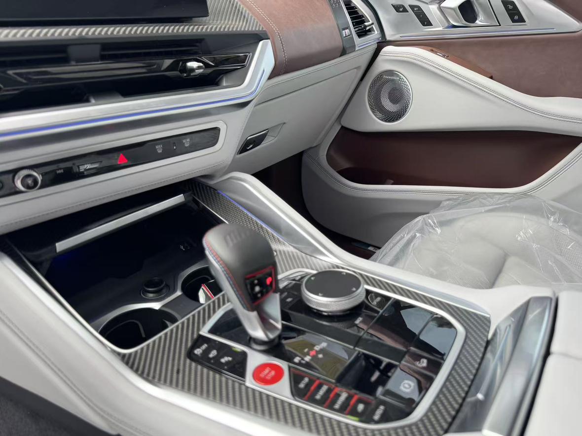 BMW XM 2023 thumb 8