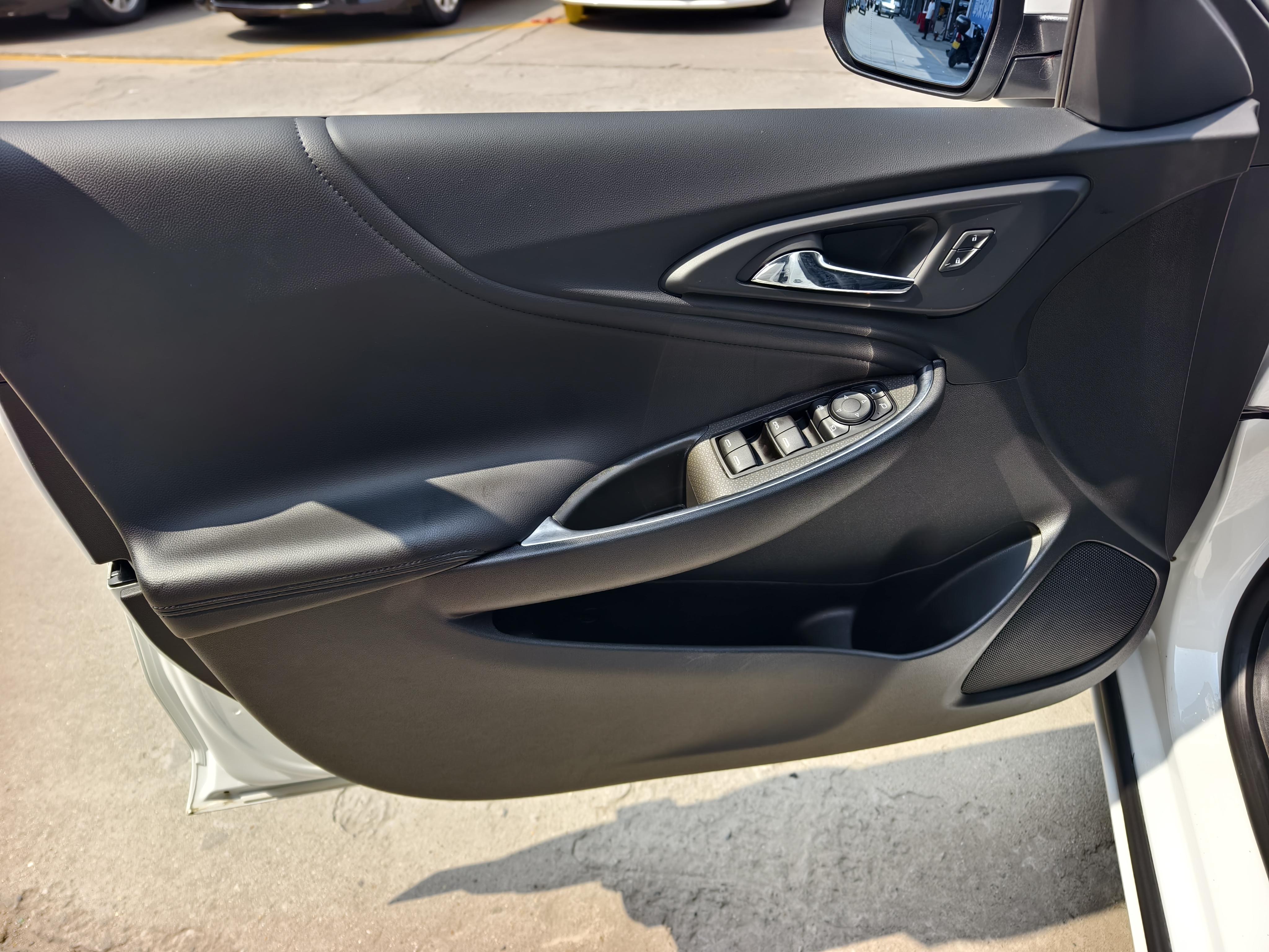 Chevrolet Malibu 2022 thumb 8