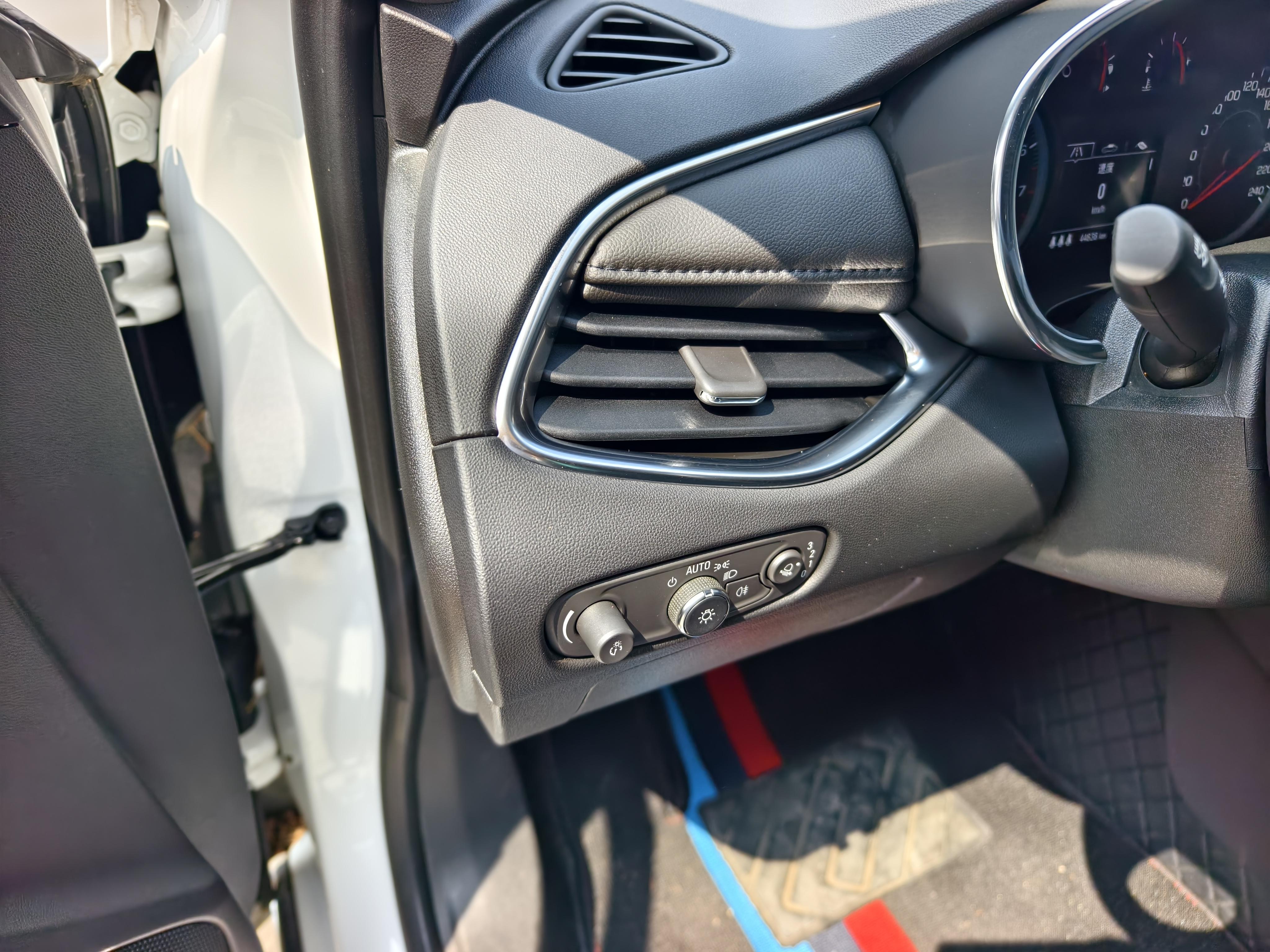 Chevrolet Malibu 2022 thumb 12