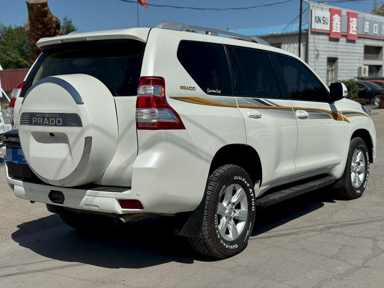 Toyota Land Cruiser Prado 2014 thumb 4