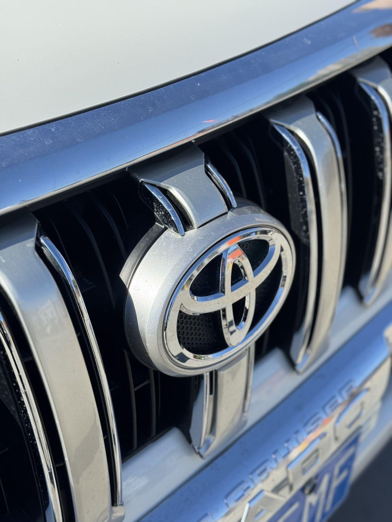 Toyota Land Cruiser Prado 2014 thumb 6