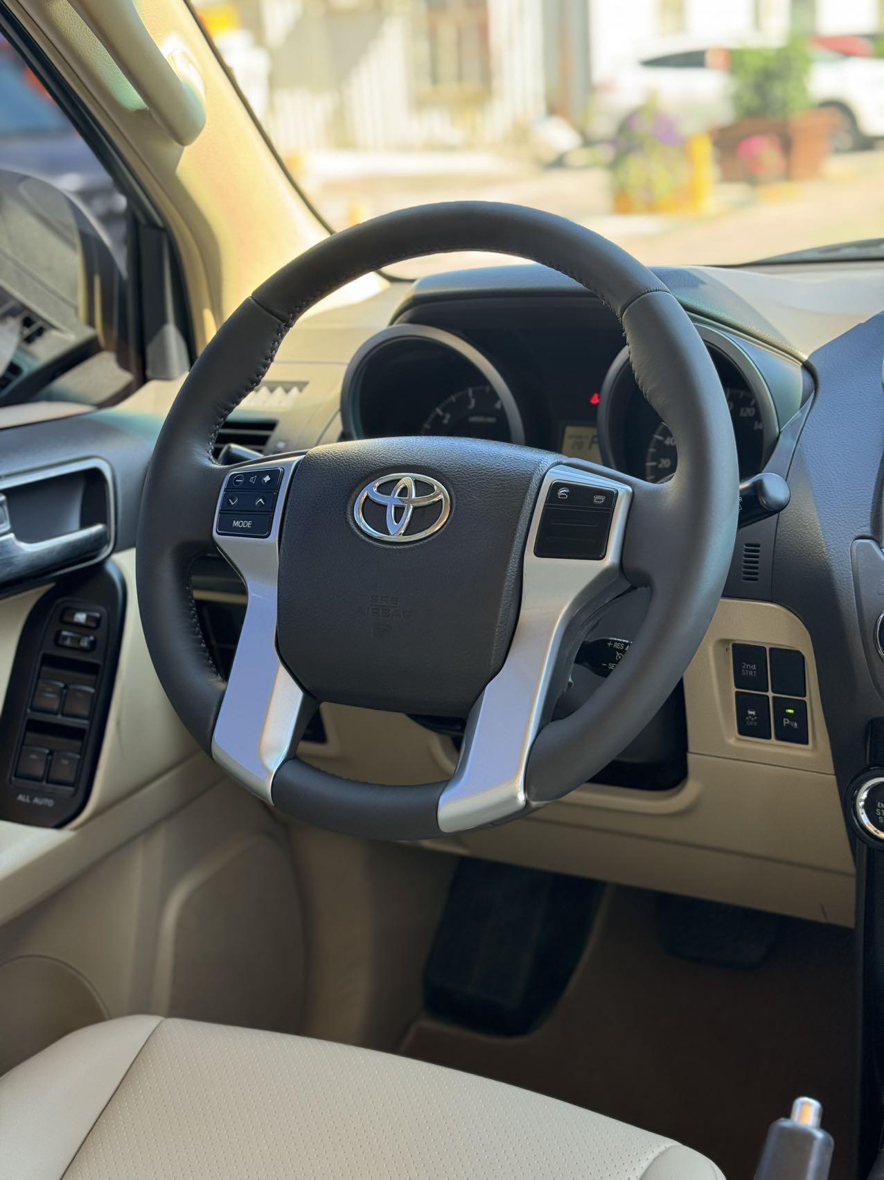 Toyota Land Cruiser Prado 2014 thumb 10