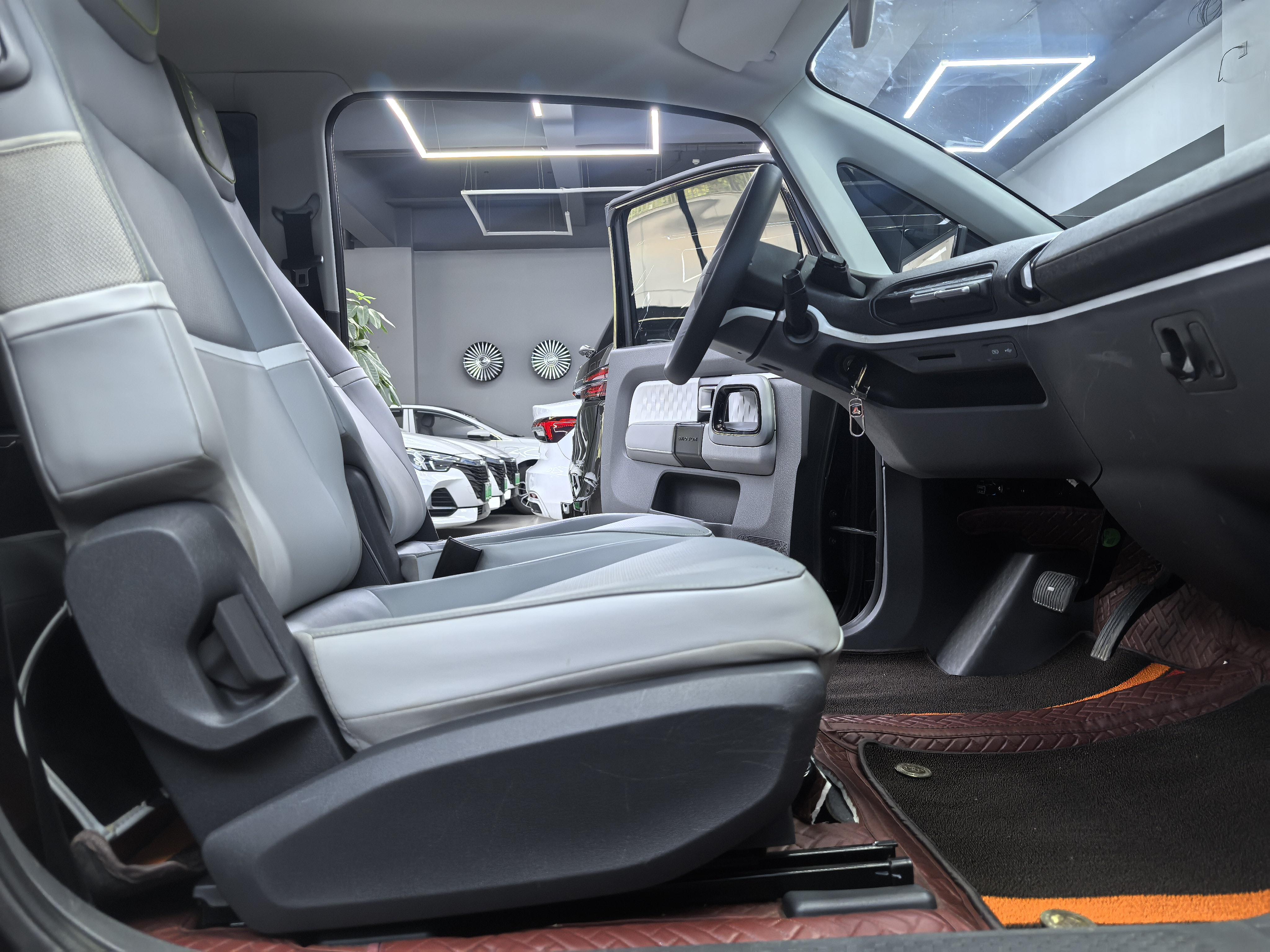 Baojun Kiwi EV 2021 thumb 11
