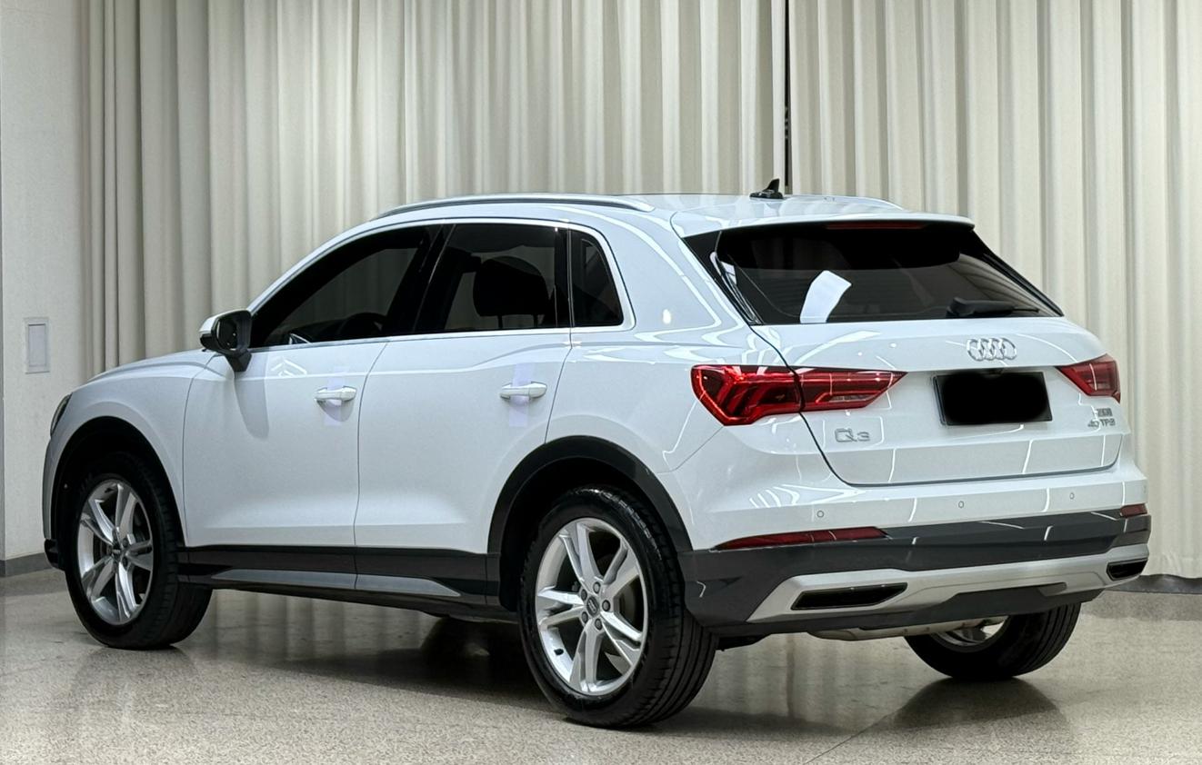Audi Q3 2020 thumb 2