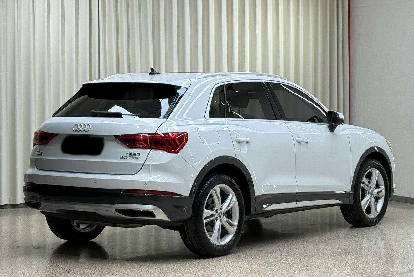 Audi Q3 2020 thumb 4