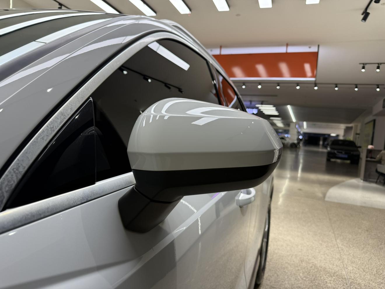Audi Q3 2020 thumb 11
