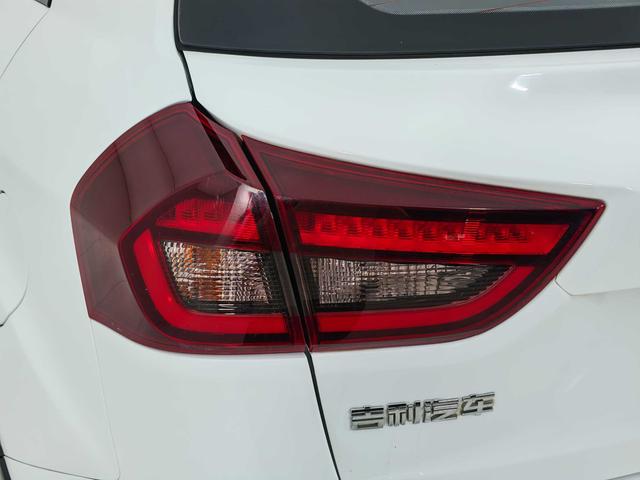 Geely Vision X3 2020 thumb 11