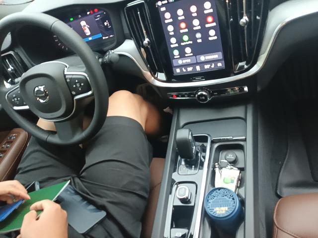 Volvo S60 2026 thumb 7
