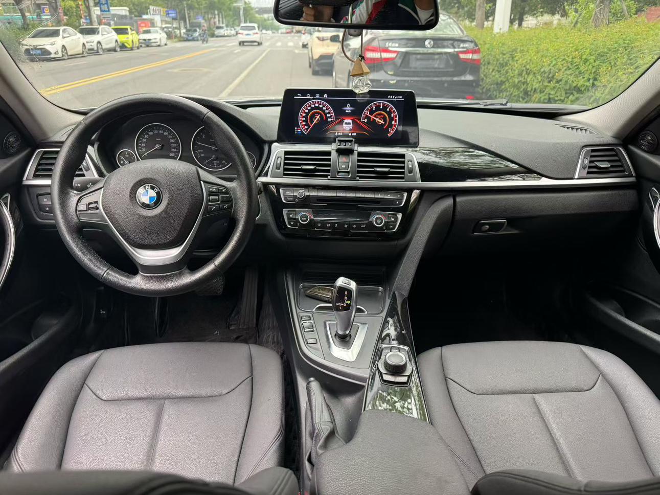 BMW 3 серии 2017 thumb 5