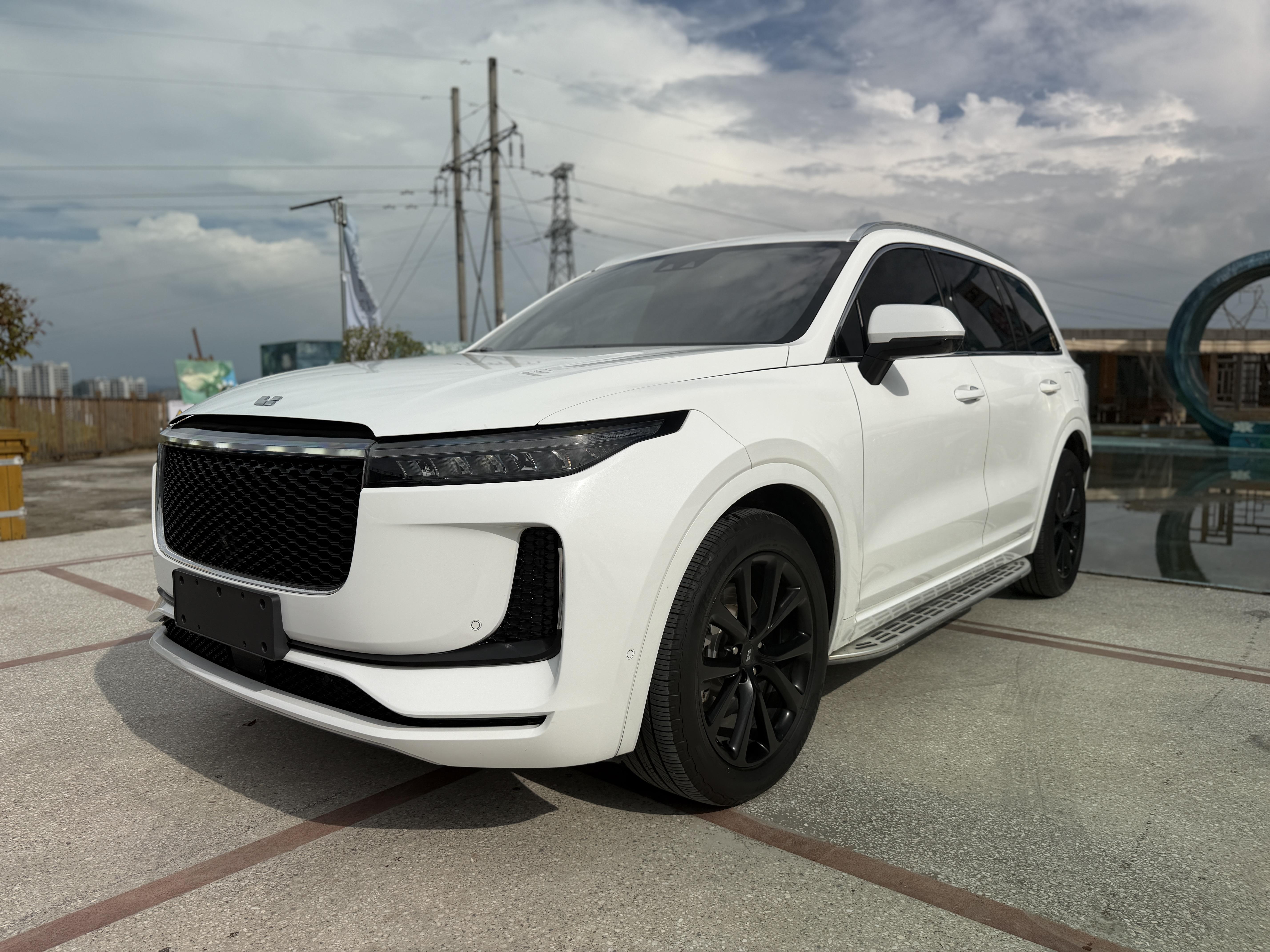 Lixiang (Li Auto) One 2020 thumb 12