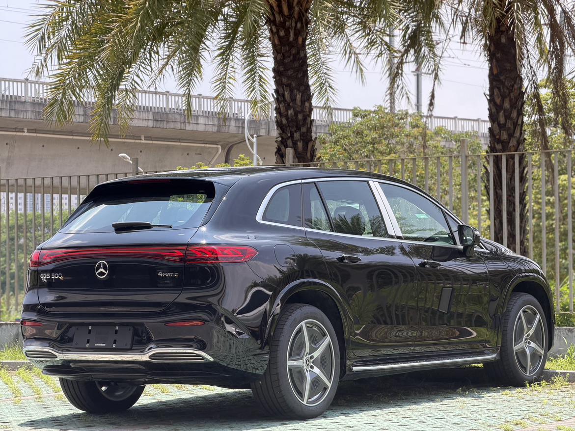Mercedes-Benz EQS SUV 2025 thumb 5
