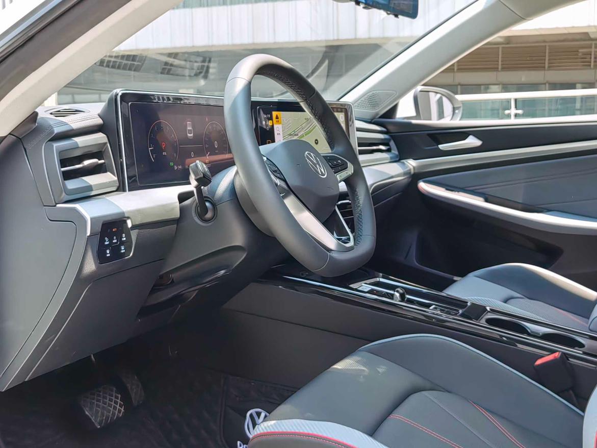 Volkswagen Lamando 2024 thumb 12