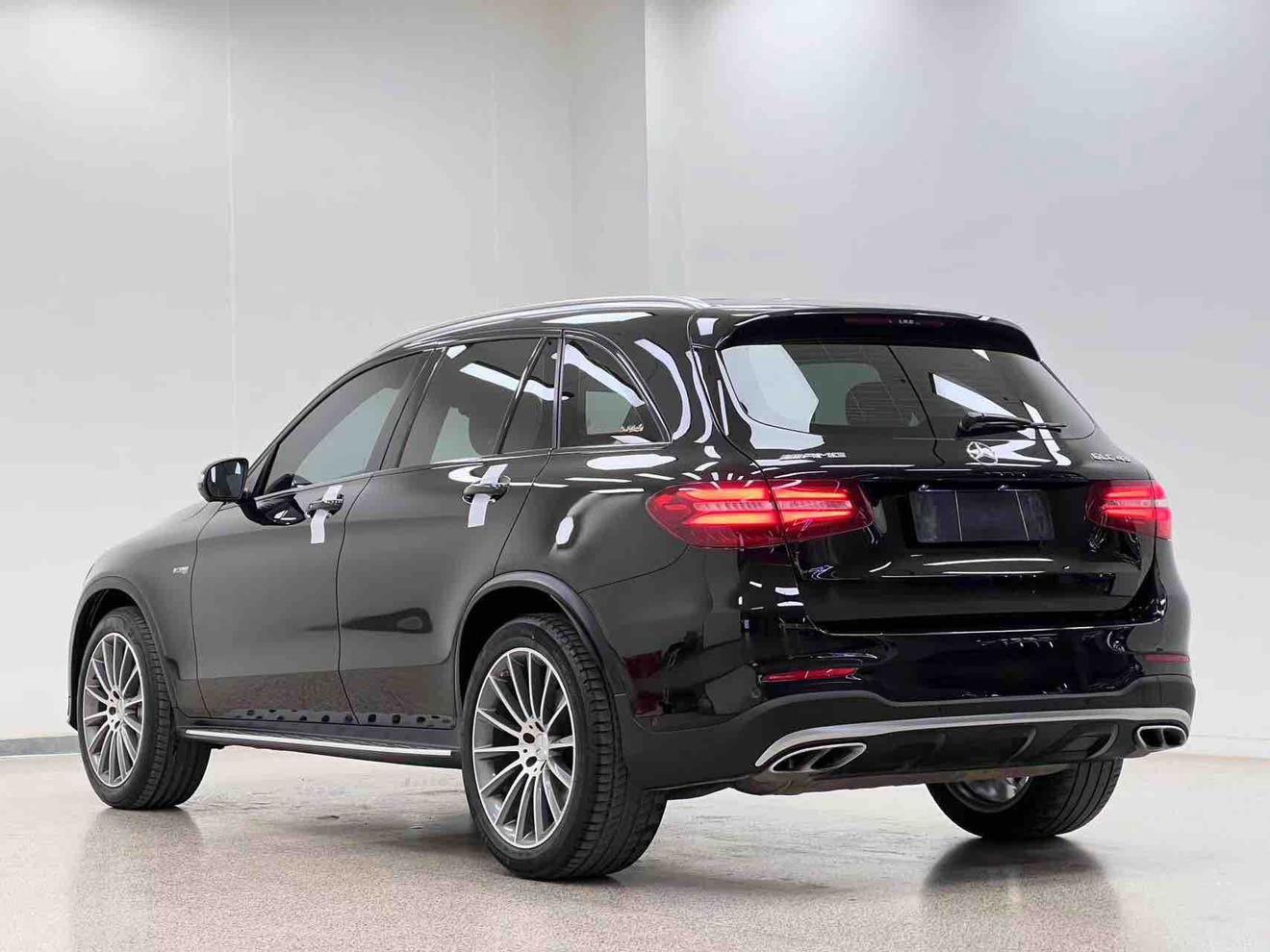 Mercedes-Benz GLC AMG 2017 thumb 3
