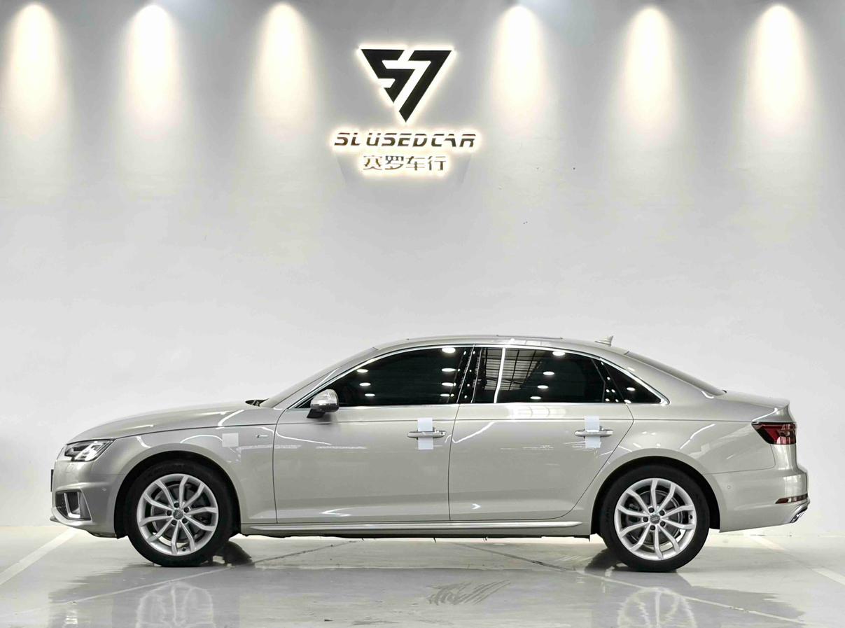Audi A4 2018 thumb 2