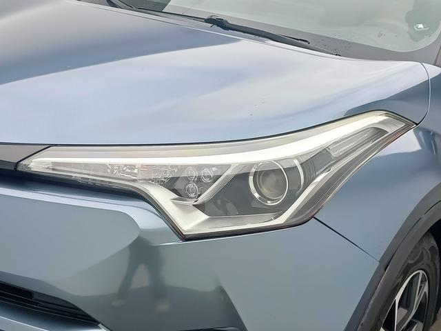 Toyota C-HR 2020 thumb 10