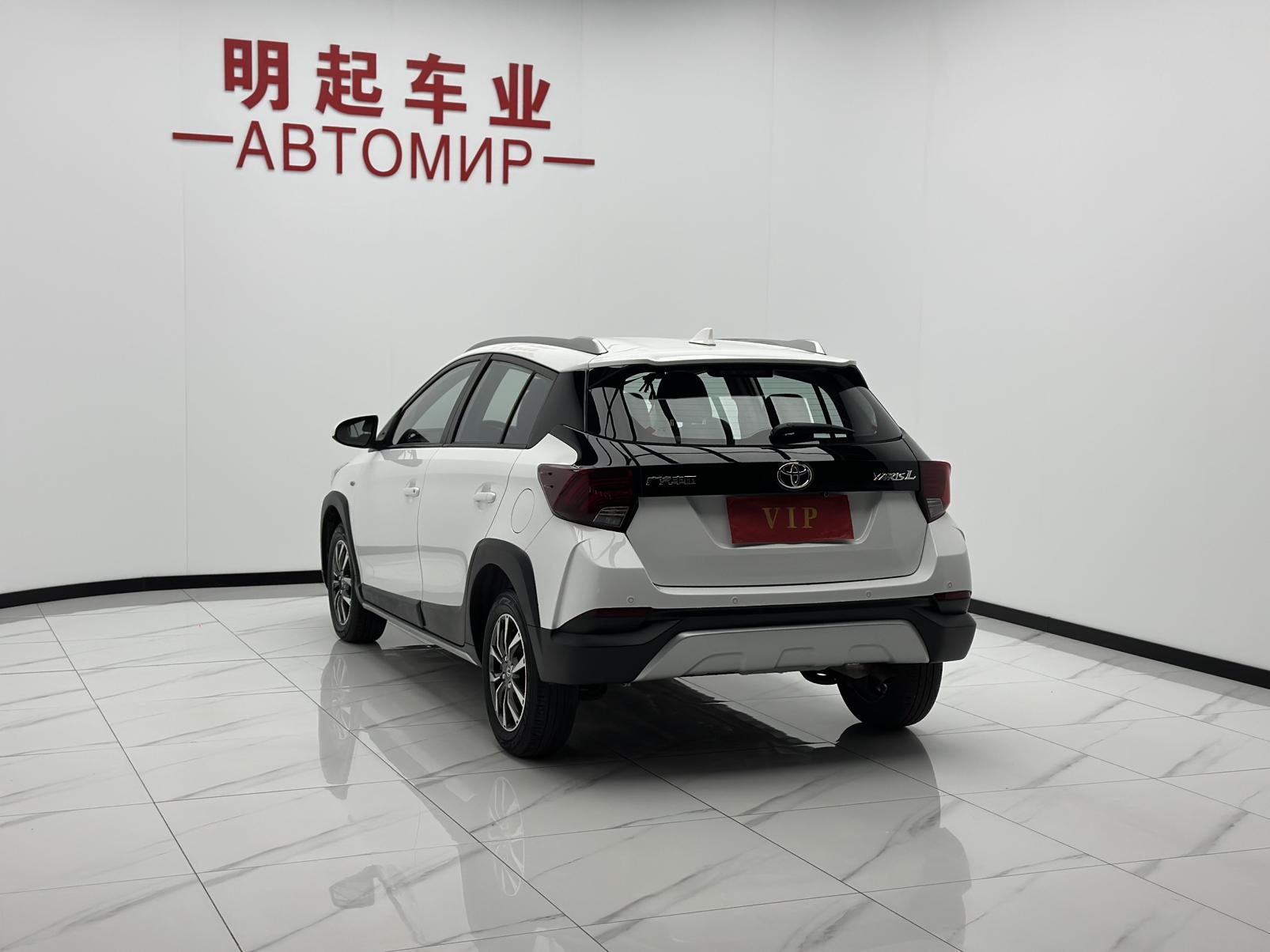 Toyota Yaris 2022 thumb 2